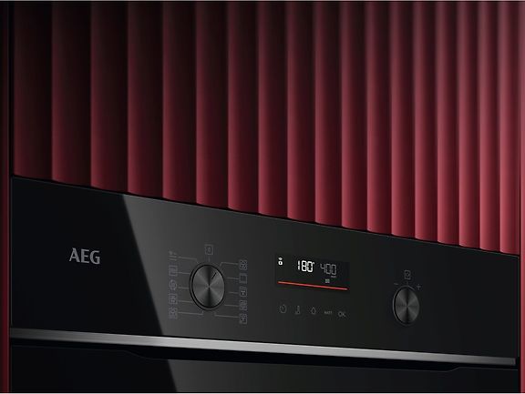 AEG TK6NK501B 6000 CombiQuick yhdistelmäuuni, musta