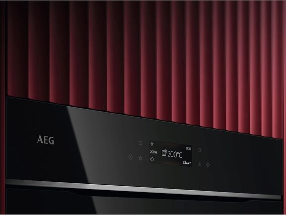 AEG TK8NK621B 8000 MealAssist yhdistelmäuuni, musta