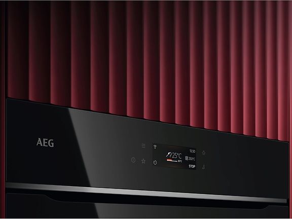 AEG TE7PB631AB 7000 MealAssist uuni, musta