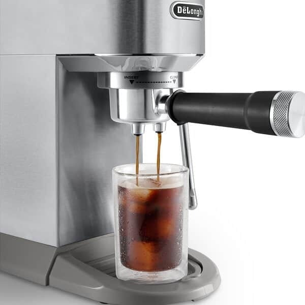 DeLonghi Dedica Duo EC890.M -espressokeitin 4