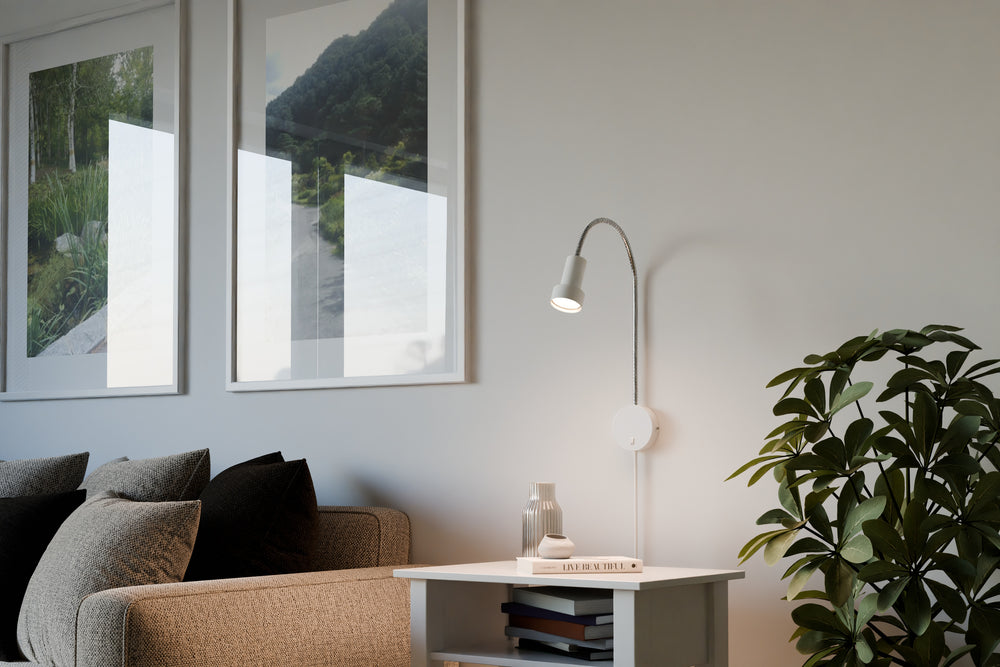 Colton Flex vägglampa svart