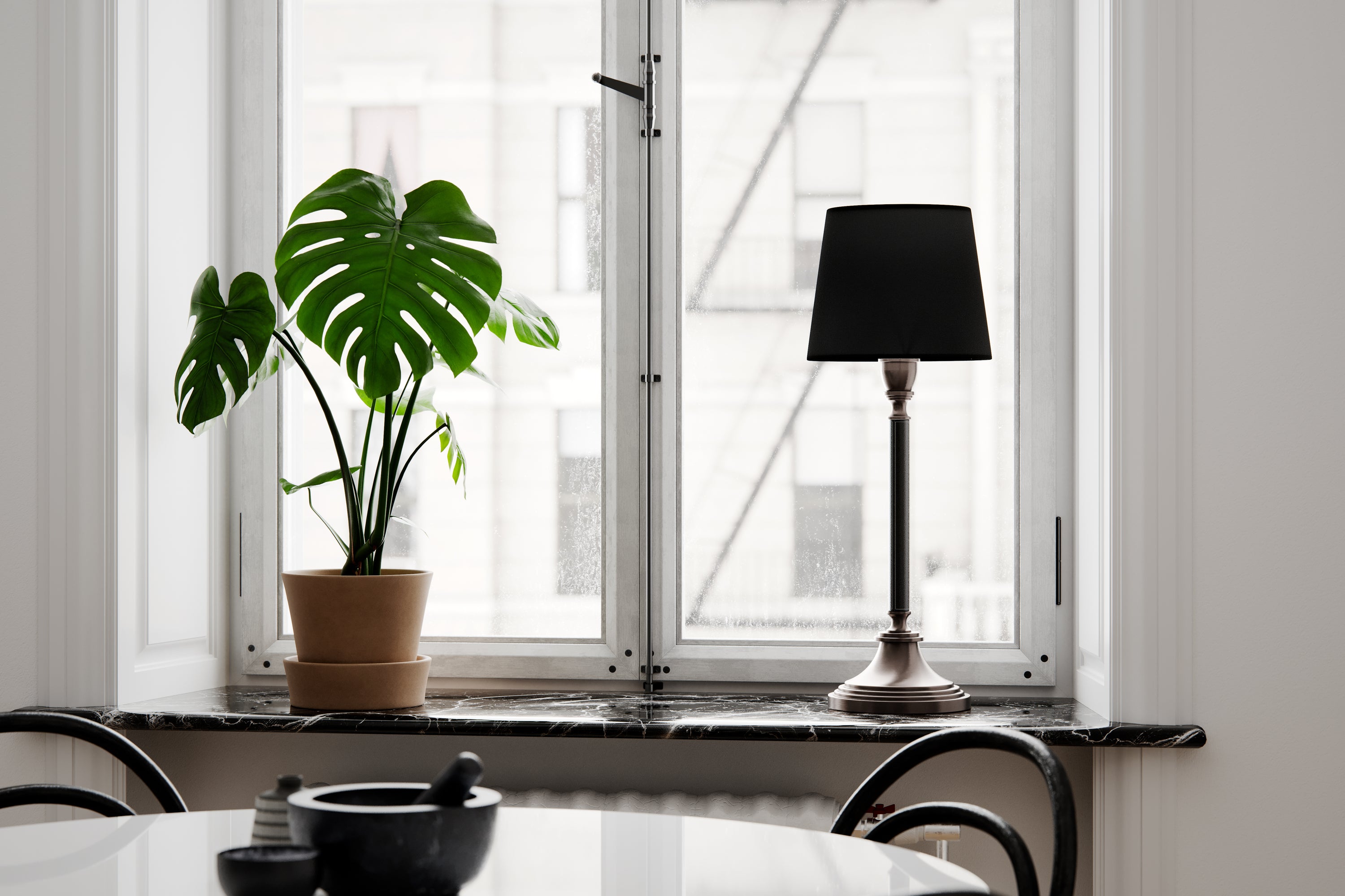 Dinant pöytävalaisin musta