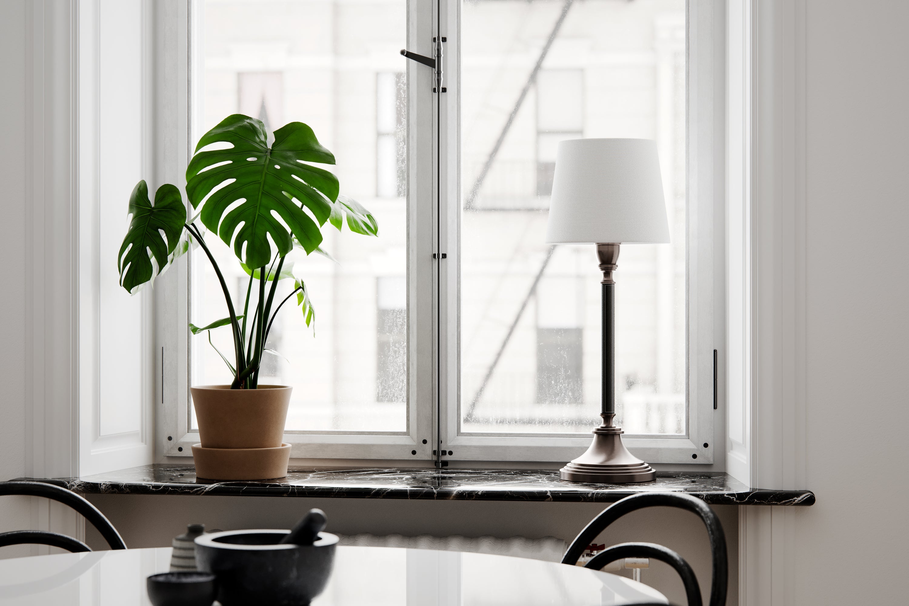 Dinant pöytävalaisin musta