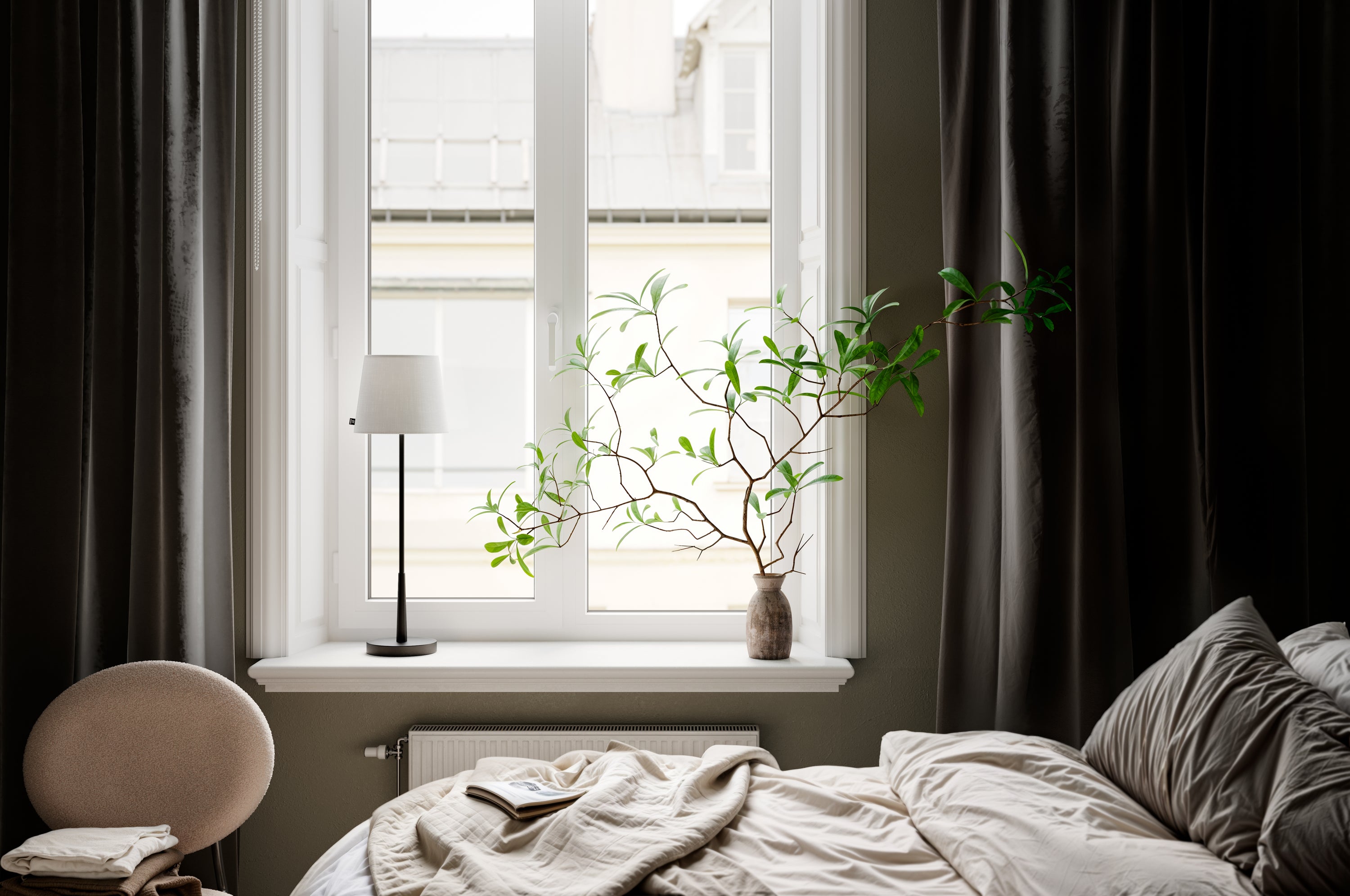 Lumi hög bordslampa matt svart / vit