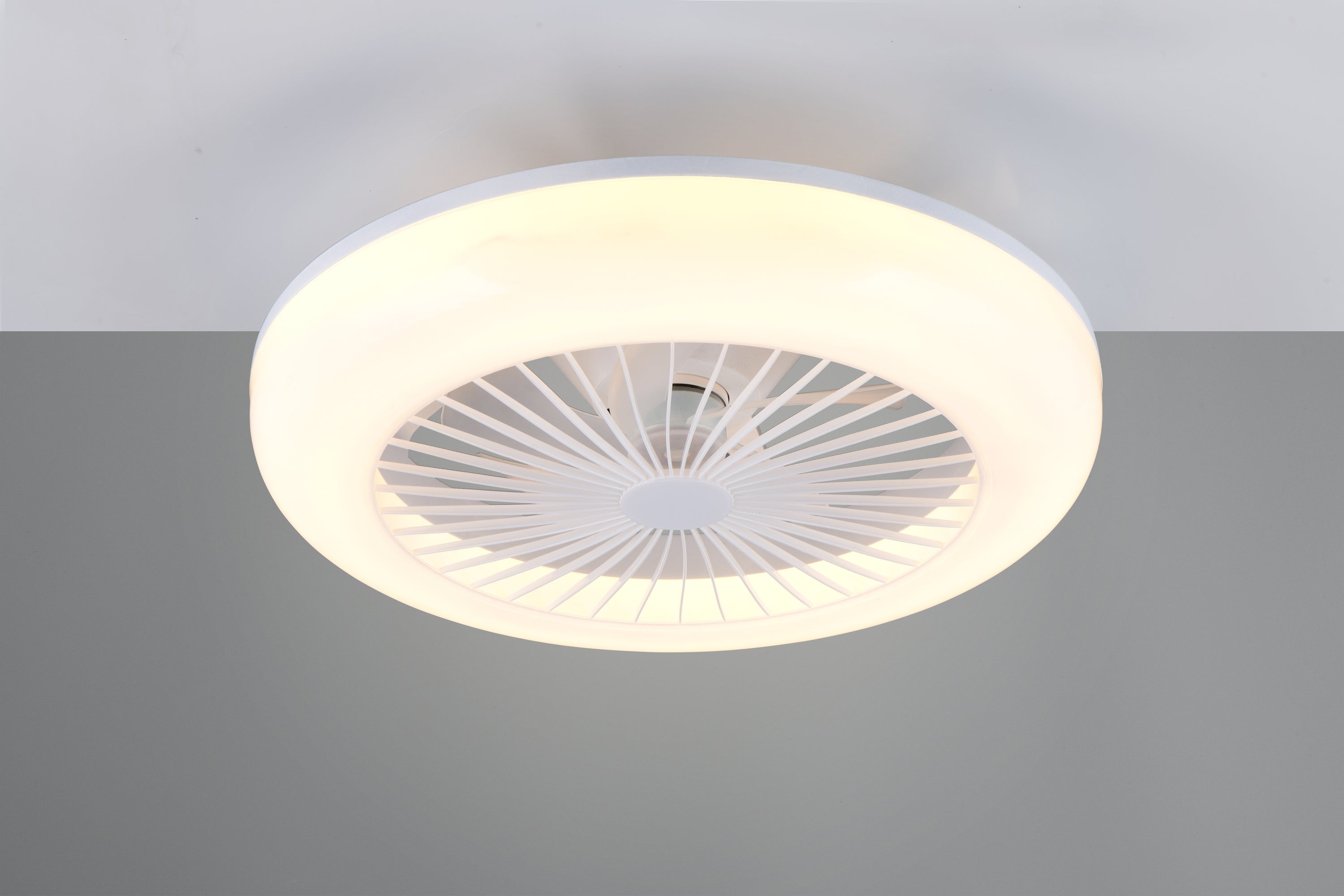 Mora LED tuuletinvalaisin