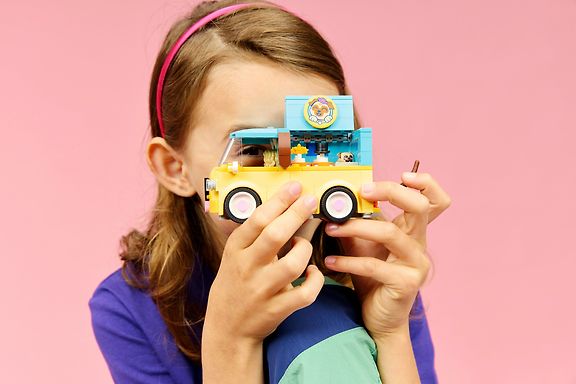LEGO Friends 42678 Lemmikkitarvikeauto – kuva 9