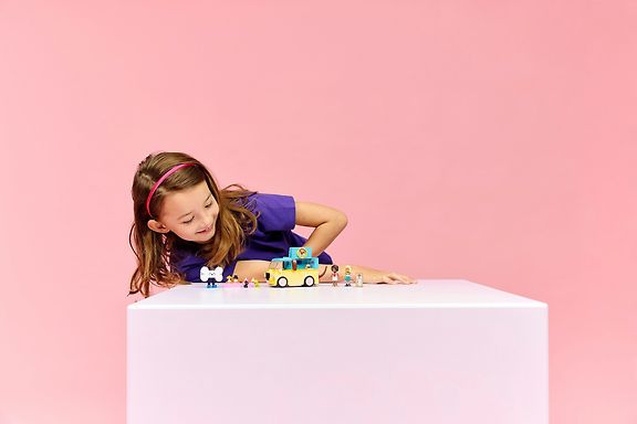 LEGO Friends 42678 Lemmikkitarvikeauto – kuva 11