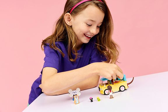 LEGO Friends 42678 Lemmikkitarvikeauto – kuva 12