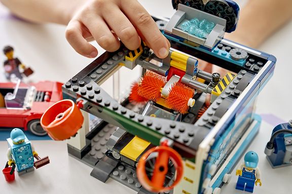 LEGO My City 60497 – Läpiajettava autopesula – kuva 6