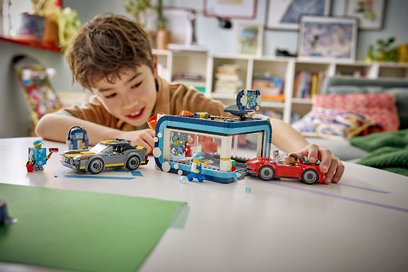 LEGO My City 60497 – Läpiajettava autopesula – kuva 7
