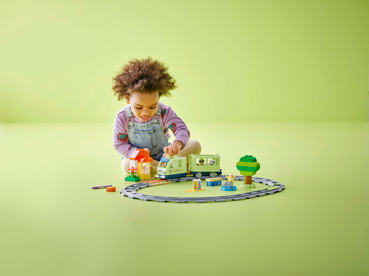LEGO DUPLO Town 10427 – Interaktiivinen seikkailujuna – kuva 12