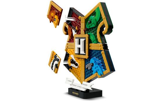 LEGO Harry Potter 76462 Tylypahkan tuvan vaakuna – kuva 4